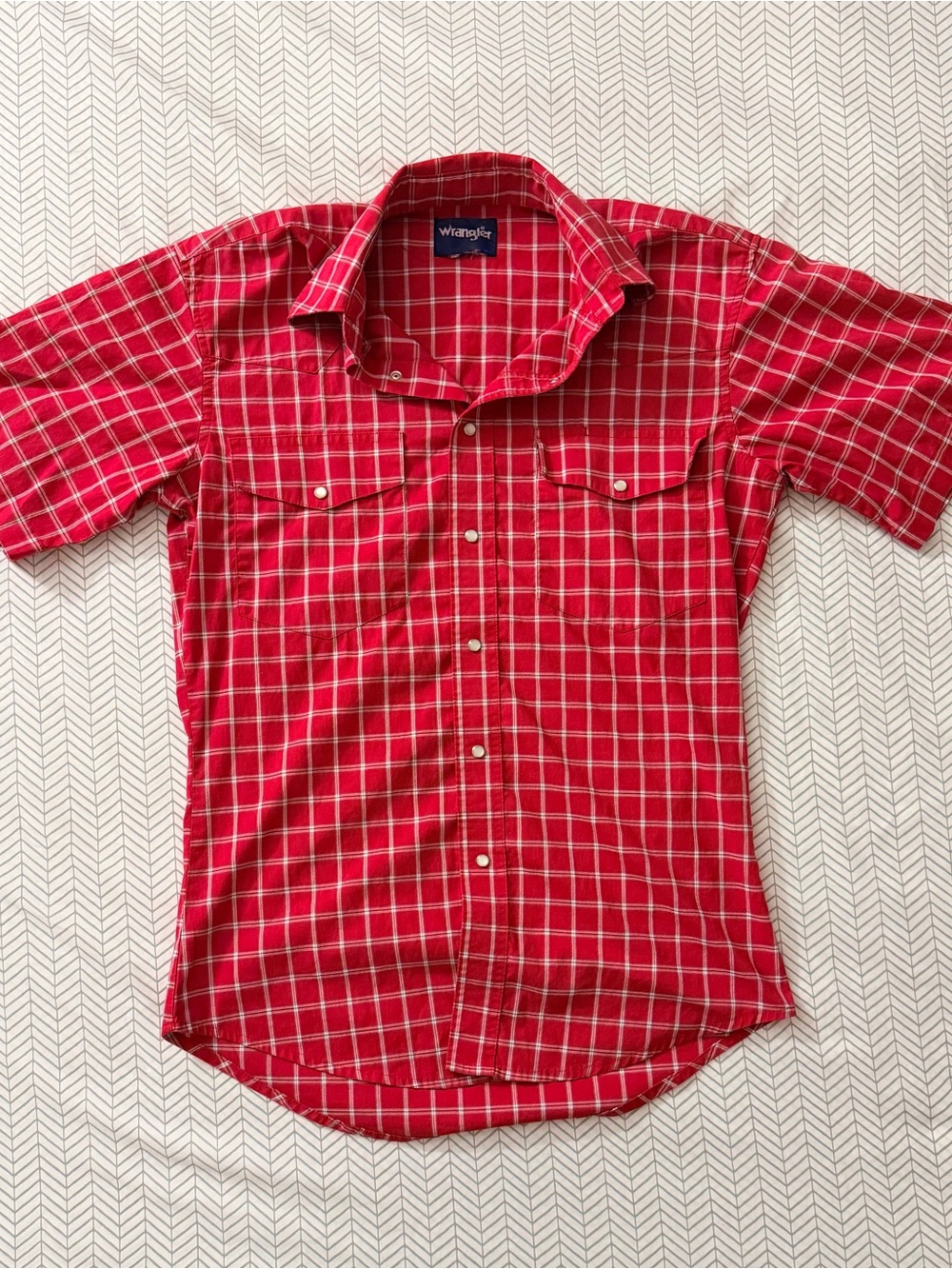 Wrangler Red Plaid Short-Sleeve Button-Down Shirt